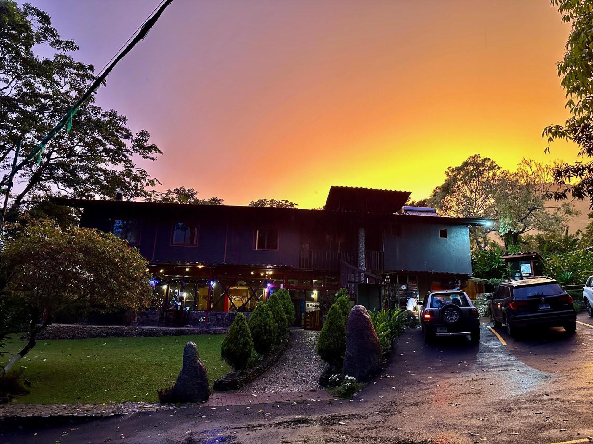 Hotel De Montana El Pelicano San Isidro De El General Luaran gambar